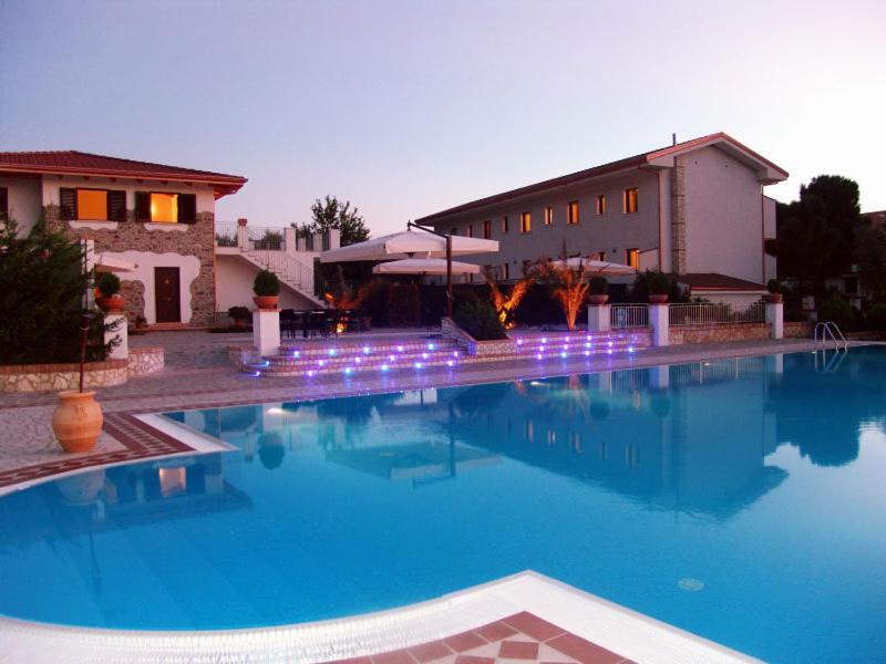 Hotel Gaudio Longobardi Buitenkant foto